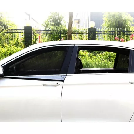 Napvédő ráhuzós L 92-125cm 2dbos első ablakra